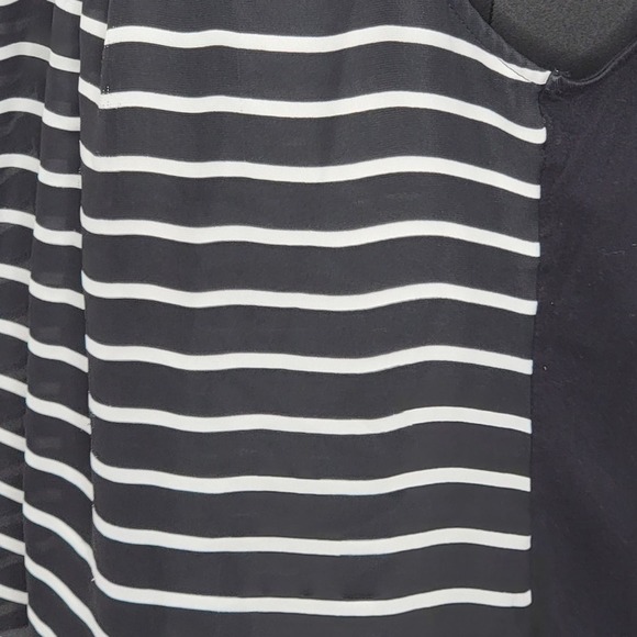 Elle Sleeveless Striped Tie Back Blouse Size L - Picture 11 of 14